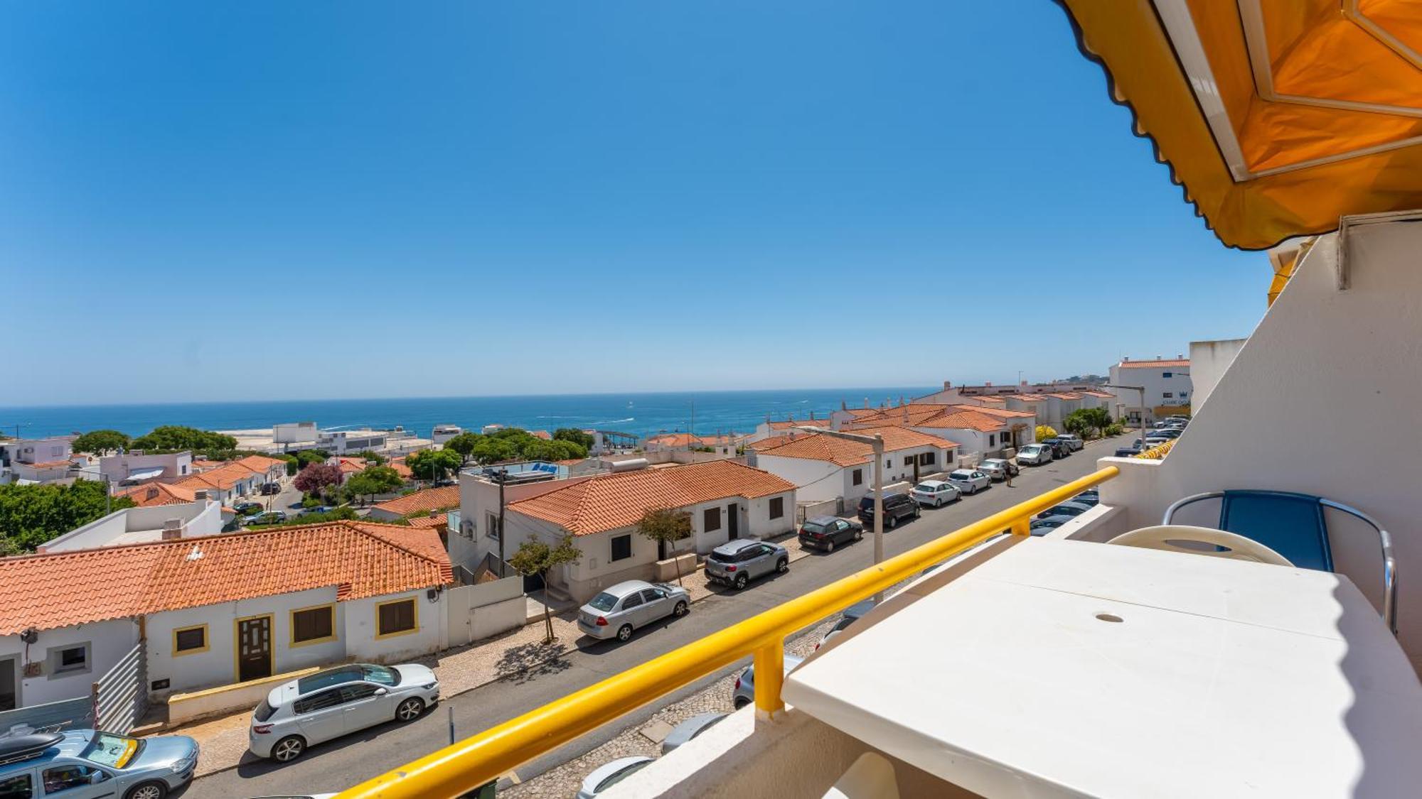 Typical T2 In Albufeira W/ Balcony By Lovelystay 외부 사진